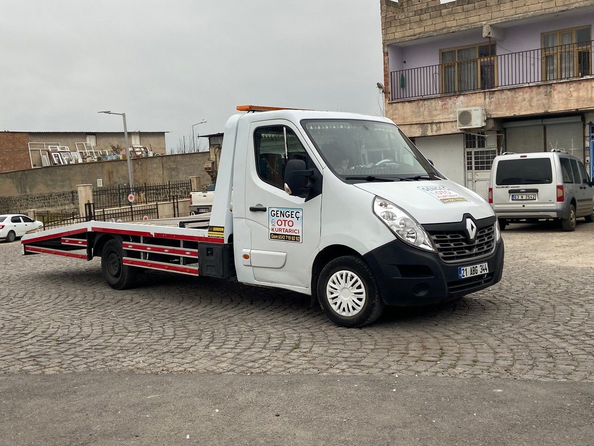 Kurtuluş Usta Pozantı Oto Çekici Adana